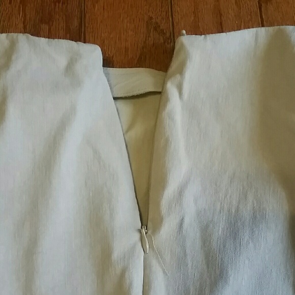 Pants - Picture 3 of 4