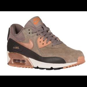 Nike Air Max 90 - Women's