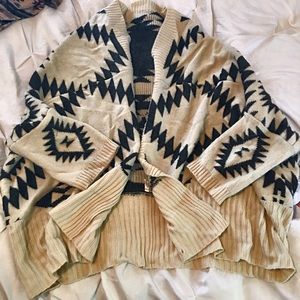 Aztec Print Slouchy Sweater!