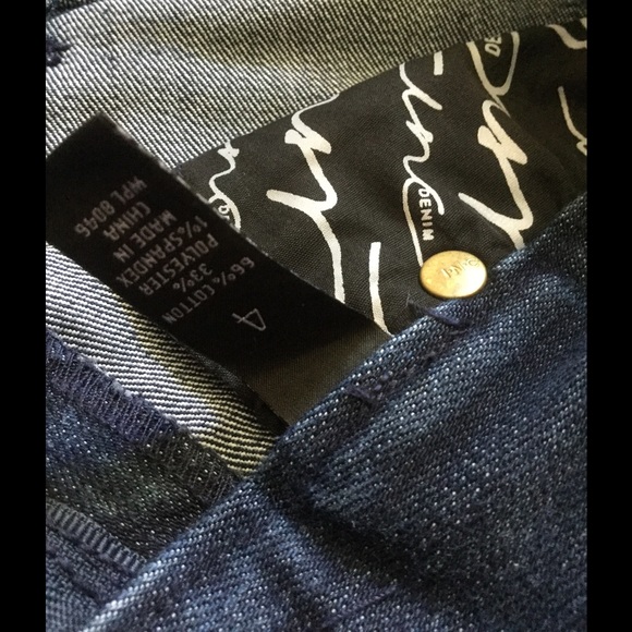 INC JEANS LIKE NEW - Picture 2 of 4