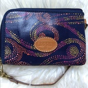 Never used fossil wristlet/wallet, tags still on