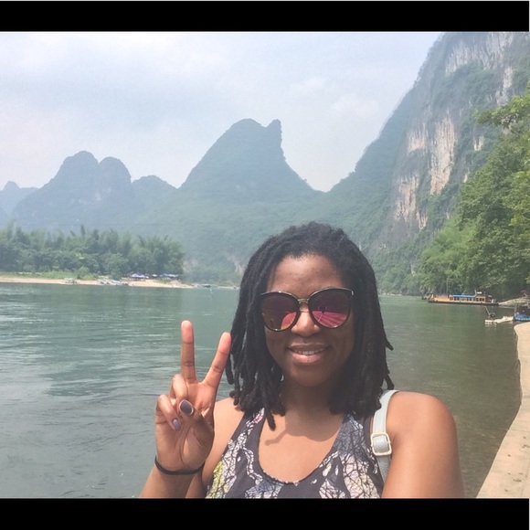 🌿welcome to my closet🌿 - Picture 6 of 7