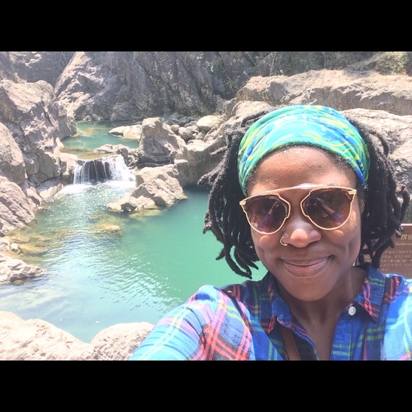 🌿welcome to my closet🌿 - Picture 3 of 7