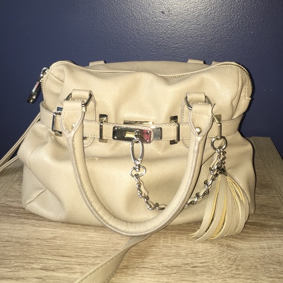 Grey Steve Madden cross body Purse with tassle
