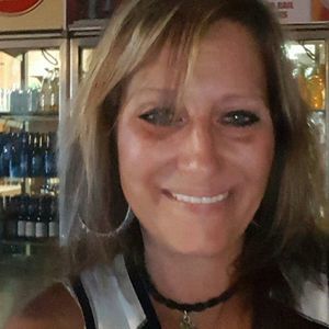 Meet your Posher, Joellen