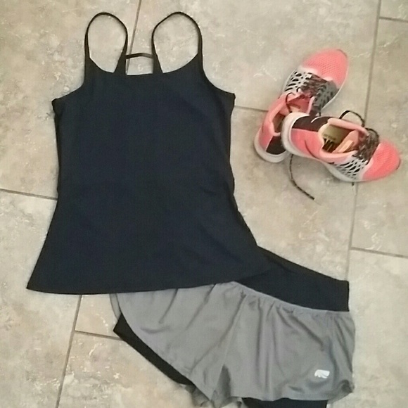 Fabletics Tops - ❌Sold❌👟FABLETICS ACTIVEWEAR TOP👟