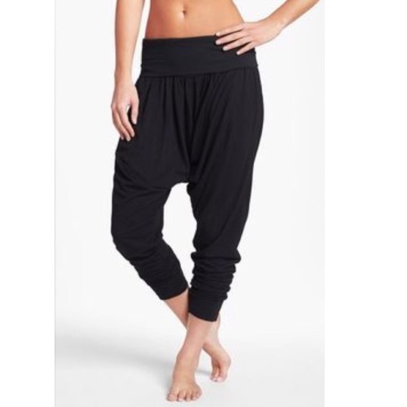 ✨LAST ONE ✨Black harem pants - Picture 2 of 2