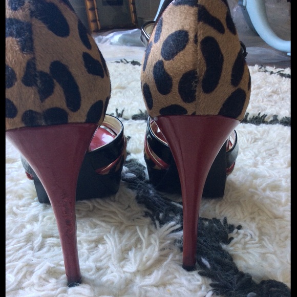 GUESS high heels size 7.5 m - Picture 3 of 3