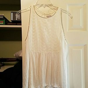 American Eagle white tank sz. Large