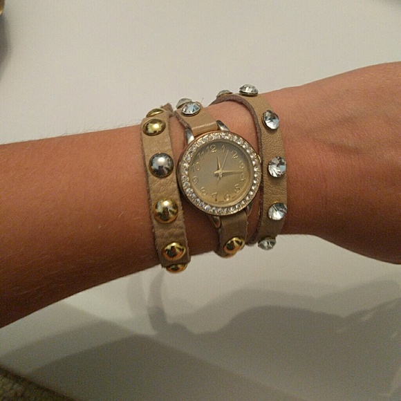 Wrap bracelet watch