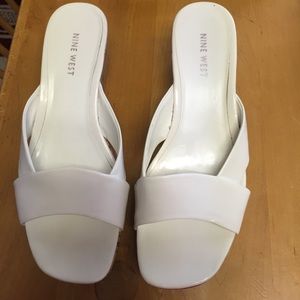 White Nine West sandles