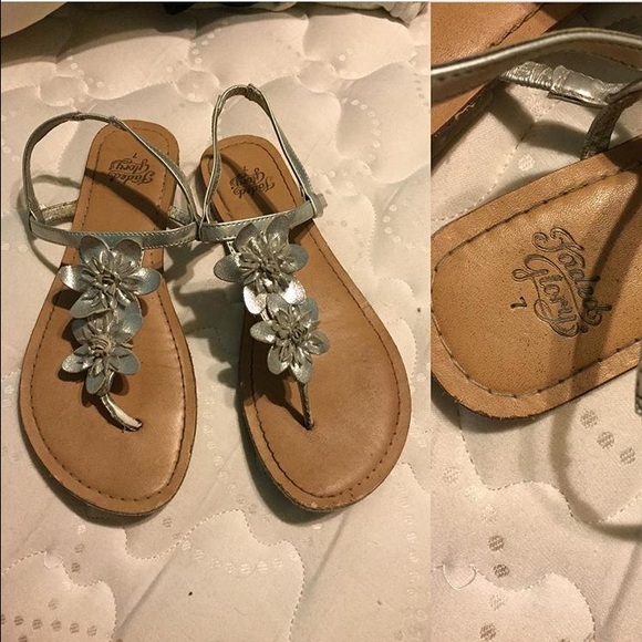 Silver flower sandals