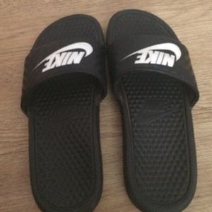 Nike slides
