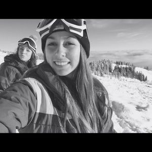 Meet your Posher, Cally