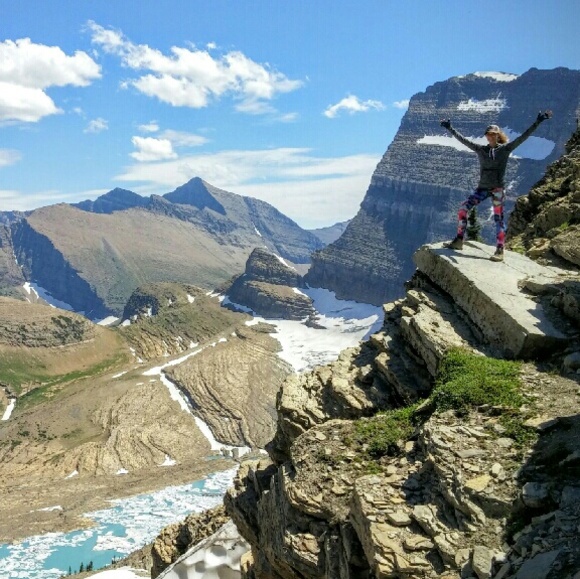 Meet your Posher, Eryn Rose - Picture 4 of 4