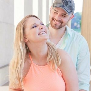 Meet your Posher, Lea