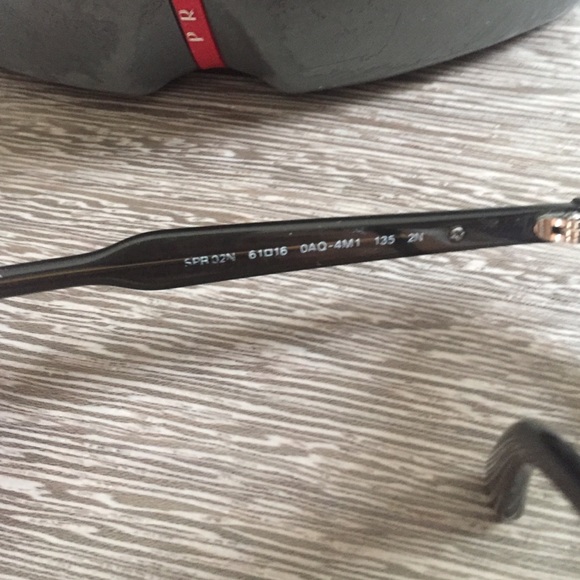 Prada men’s sunglasses gray plastic frame aviators with case - Picture 3 of 3