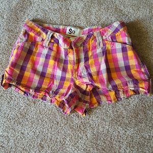 Colored/plaid shorts