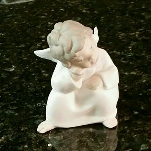 Meet your Posher, Khalida