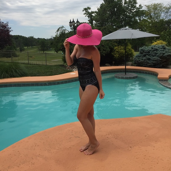 Pink floppy beach hat