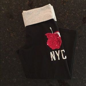 Victoria's Secret PINK Yoga Crops