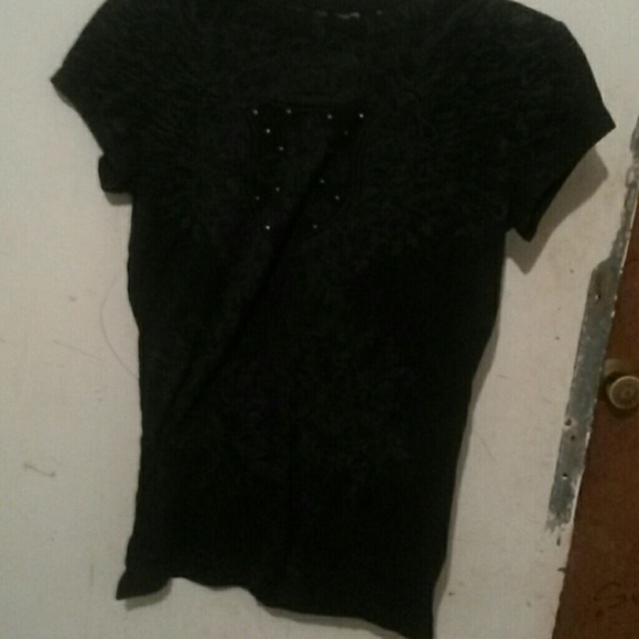 Black tee
