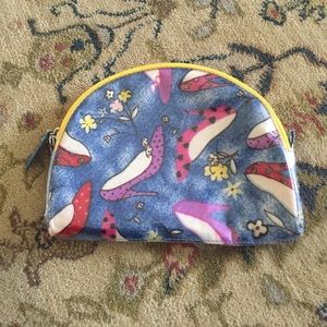 Makeup/jewelry bag