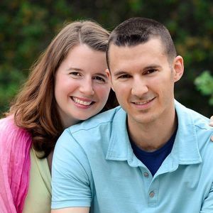 Meet your Posher, Lina