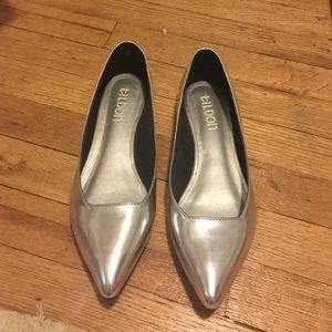 Metallic Silver pointed flats