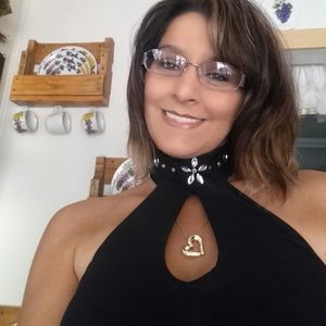 Meet your Posher, Kelli