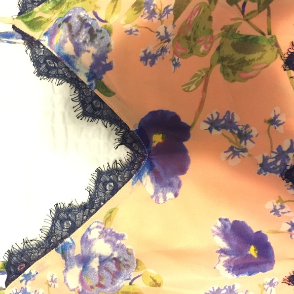 Flower print romper - Picture 3 of 4