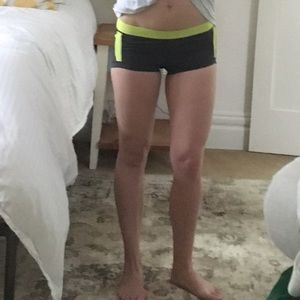 Lululemon spandex shorts