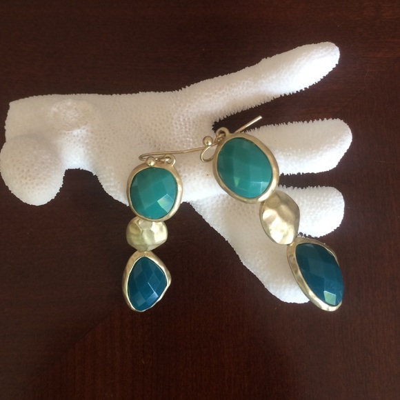 Gorgeous Summery costume earrings