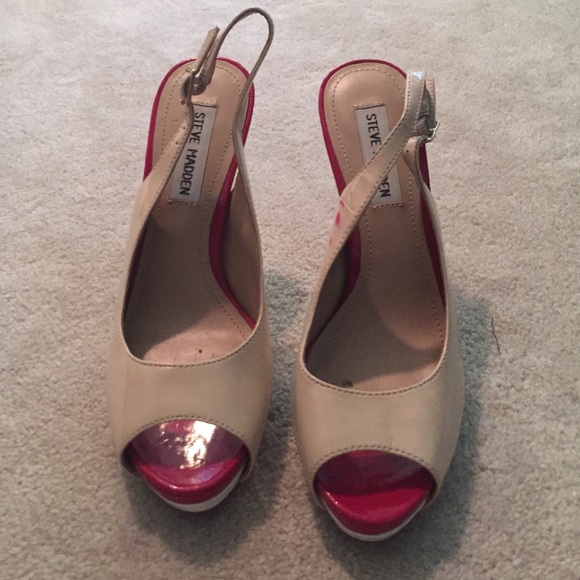 Sling back beige shoes