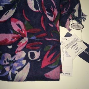 BRAND NEW LANDS END SCARF - BEAUTIFUL