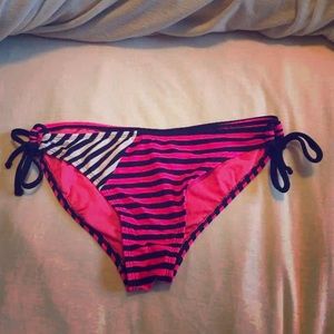 Bathing Suit Bottoms, Medium