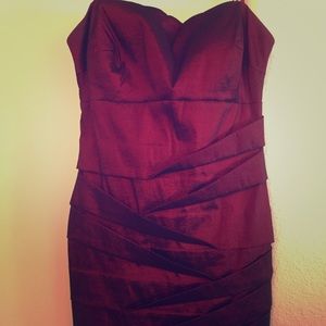 Burgundy knee length cocktail dress