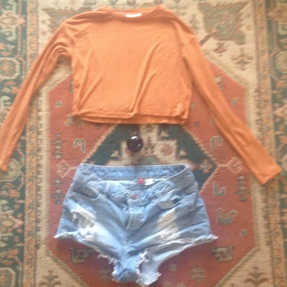 Mid waisted short shorts!