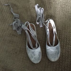 Toms Grey Espadrilles and Grey original Toms