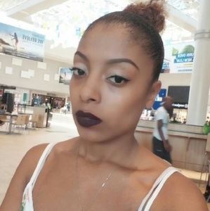 Meet your Posher, Lynette