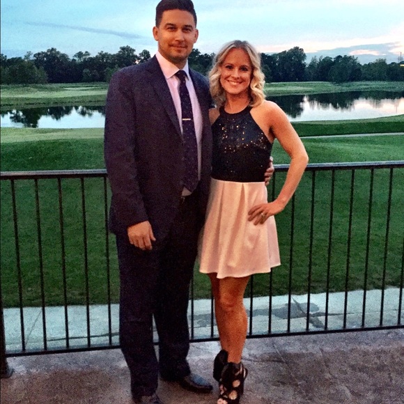 Stunning Black and Off White Dress Size 5/6 - Picture 4 of 6