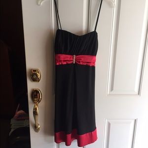 Taboo Black and Red Formal Dress