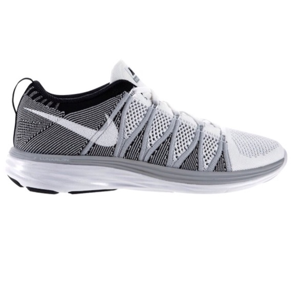Nike Women's Flyknit Lunar 2 Running Shoe 8.5