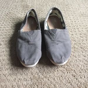 TOMS