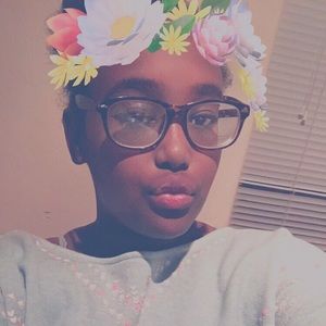 Meet your Posher, Alyaa