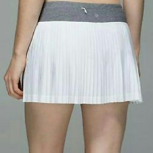 Lululemon Pleat to Street Skort