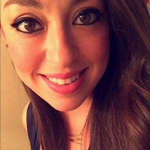 Meet your Posher, Marijose