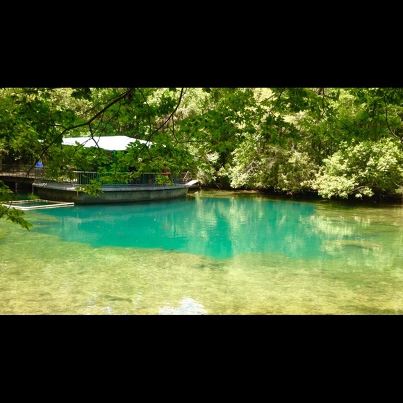 Meet your Posher, Brooke - Picture 1 of 1