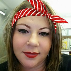 Meet your Posher, Annie