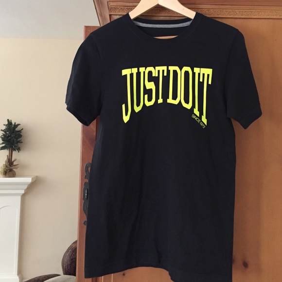 Mens's Nike TShirt